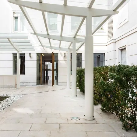 Heart Milan Apartments San Sepolcro Duomo Exterior photo