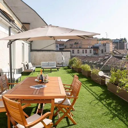 Heart Milan Apartments San Sepolcro Duomo Exterior photo