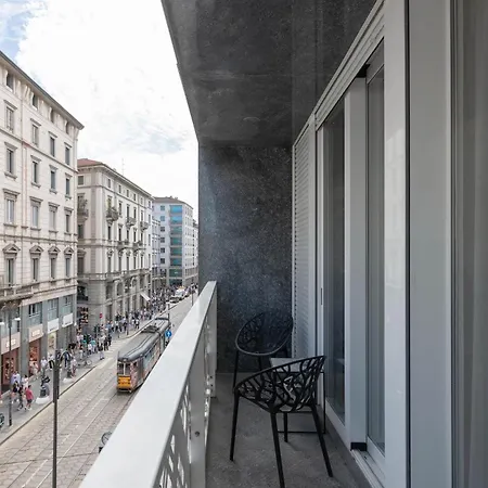 Heart Milan Apartments San Sepolcro Duomo Exterior photo